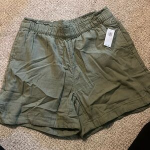 Old Navy Size Small Green Shorts Brand New with Tag